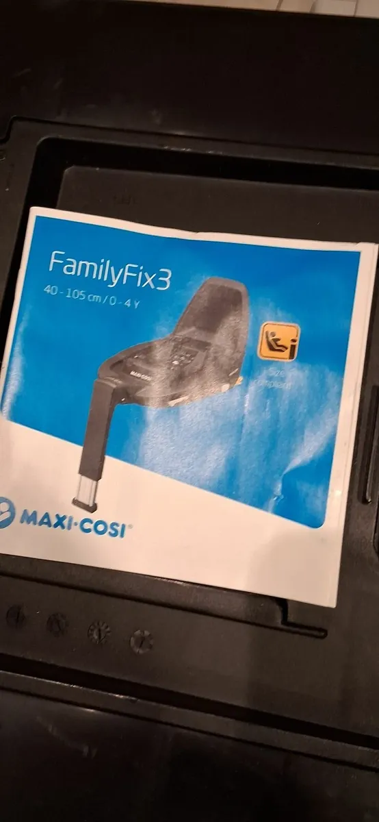 Maxi Cosi car seat and Isofix - Image 4