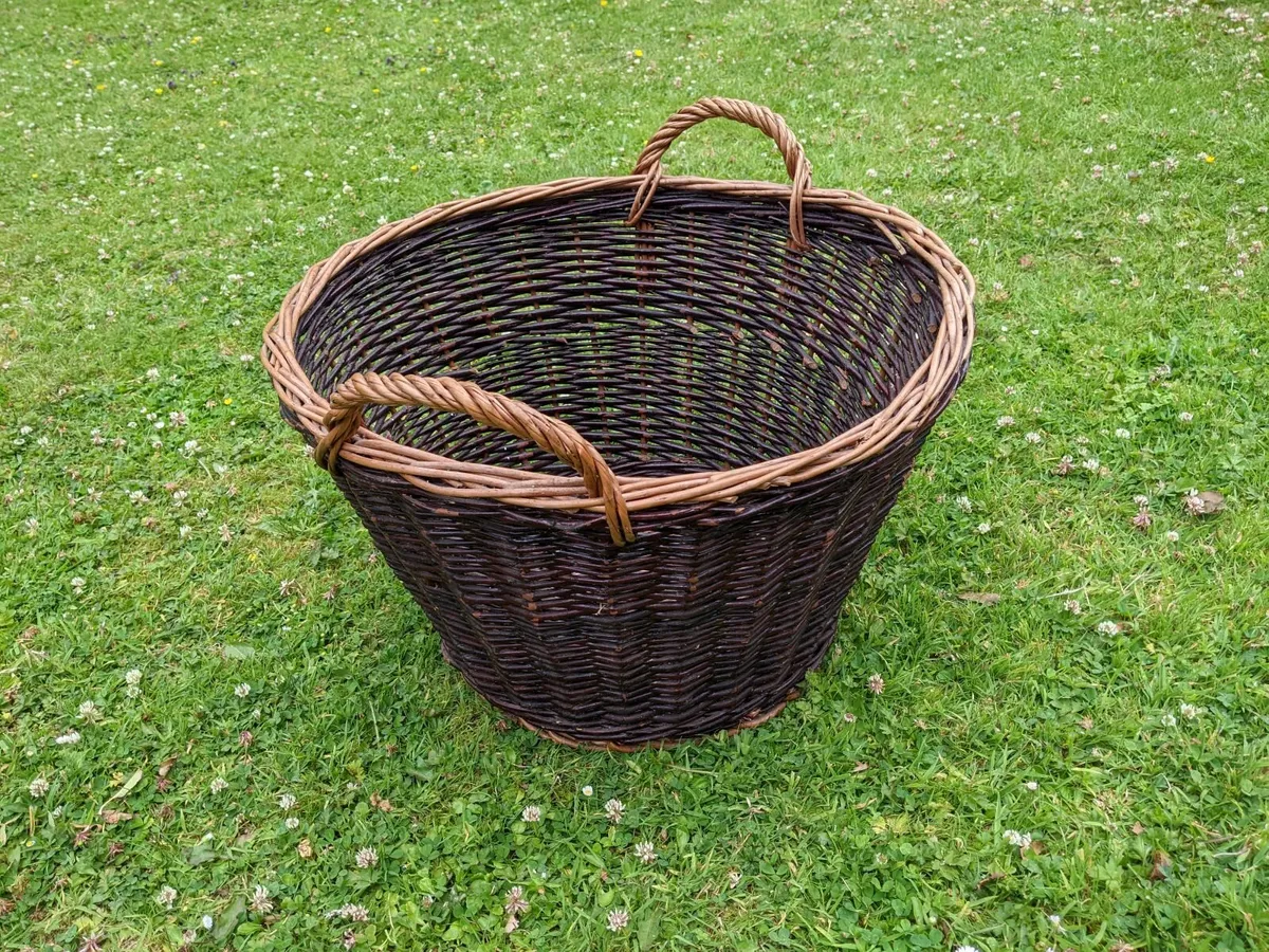 Large Wicker Basket - Image 1