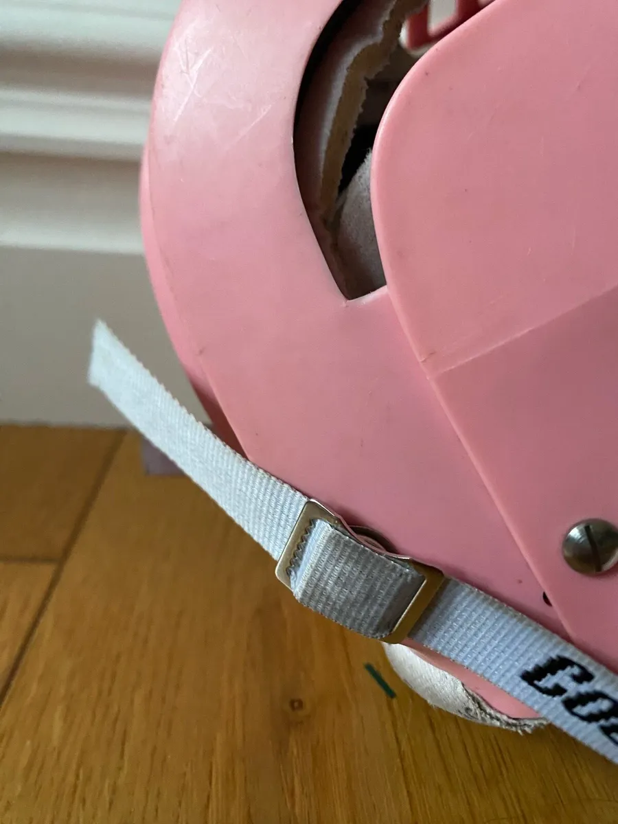 Cooper SK100 Hurling Helmet - Image 4