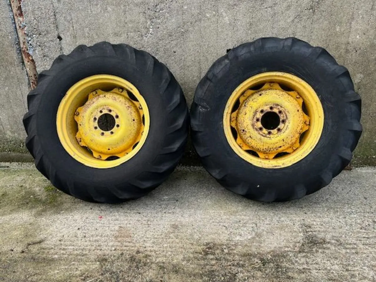 16.9 x 28 MF Wheels - Image 3