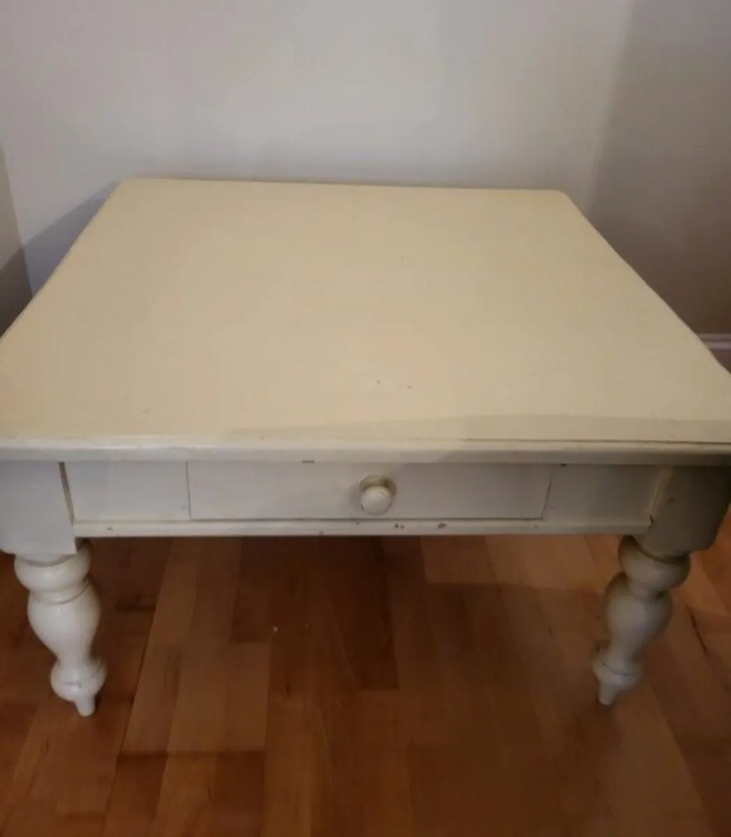 Coffee table - Image 1