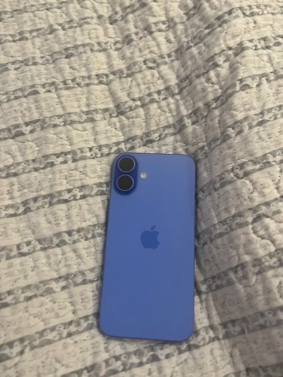 iPhone 16 Plus - Image 1