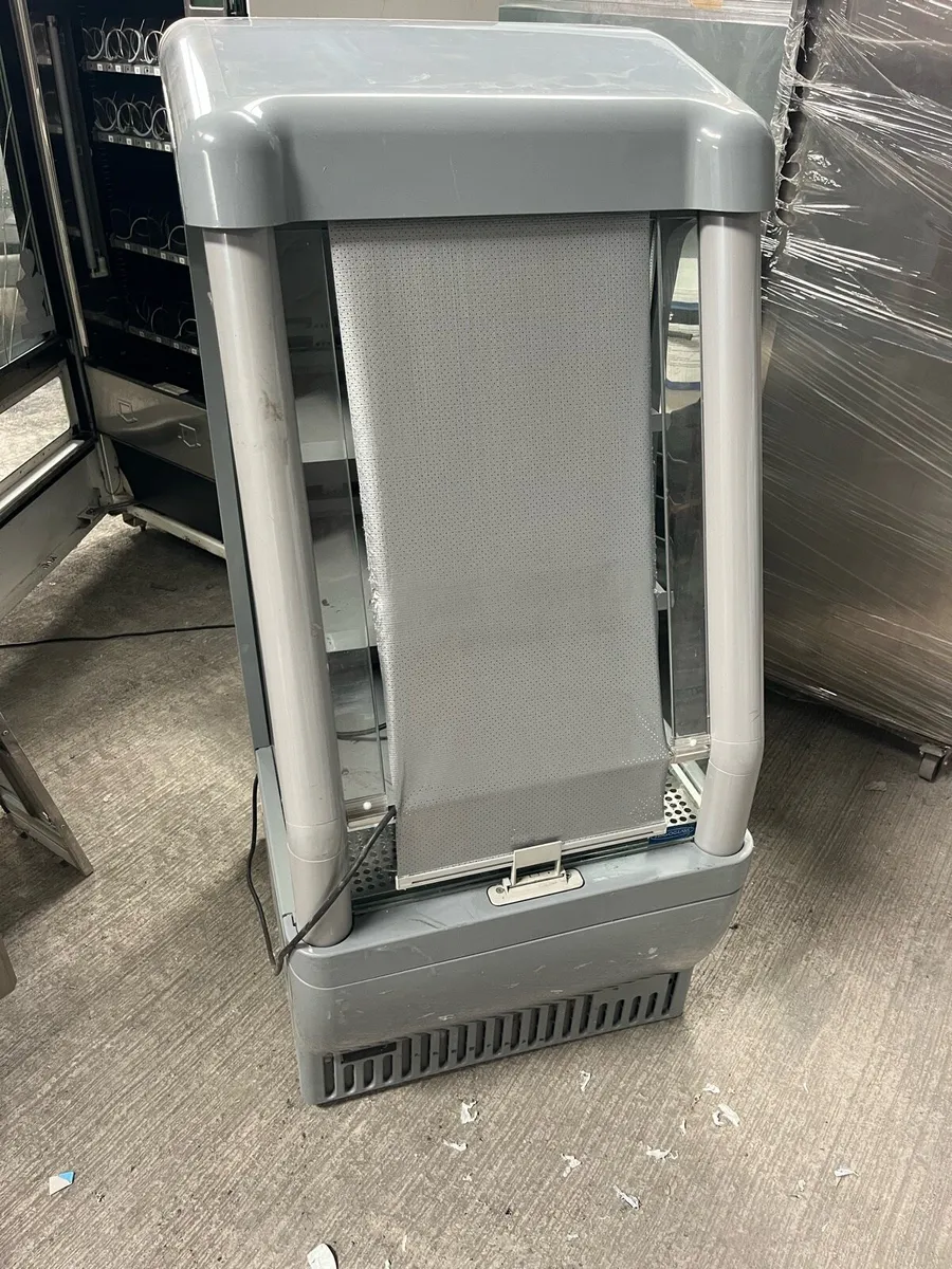 Snack fridge commercial - Image 2