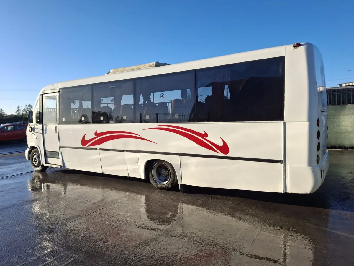 2008 Mercedes Vario  29 seater - Image 3