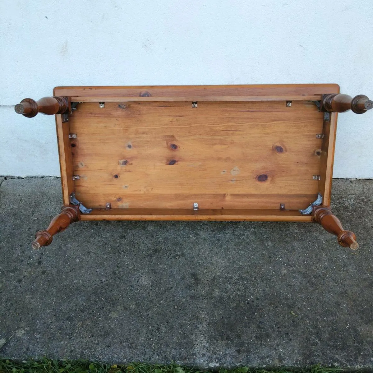 Pine Coffee Table - Image 3