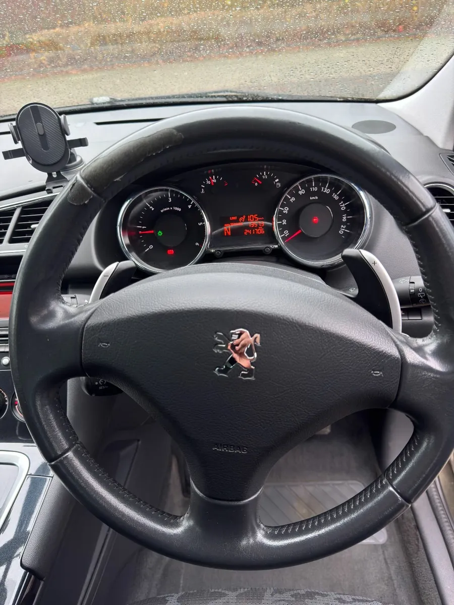 Peugeot 3008 AUTOMATIC - Image 2