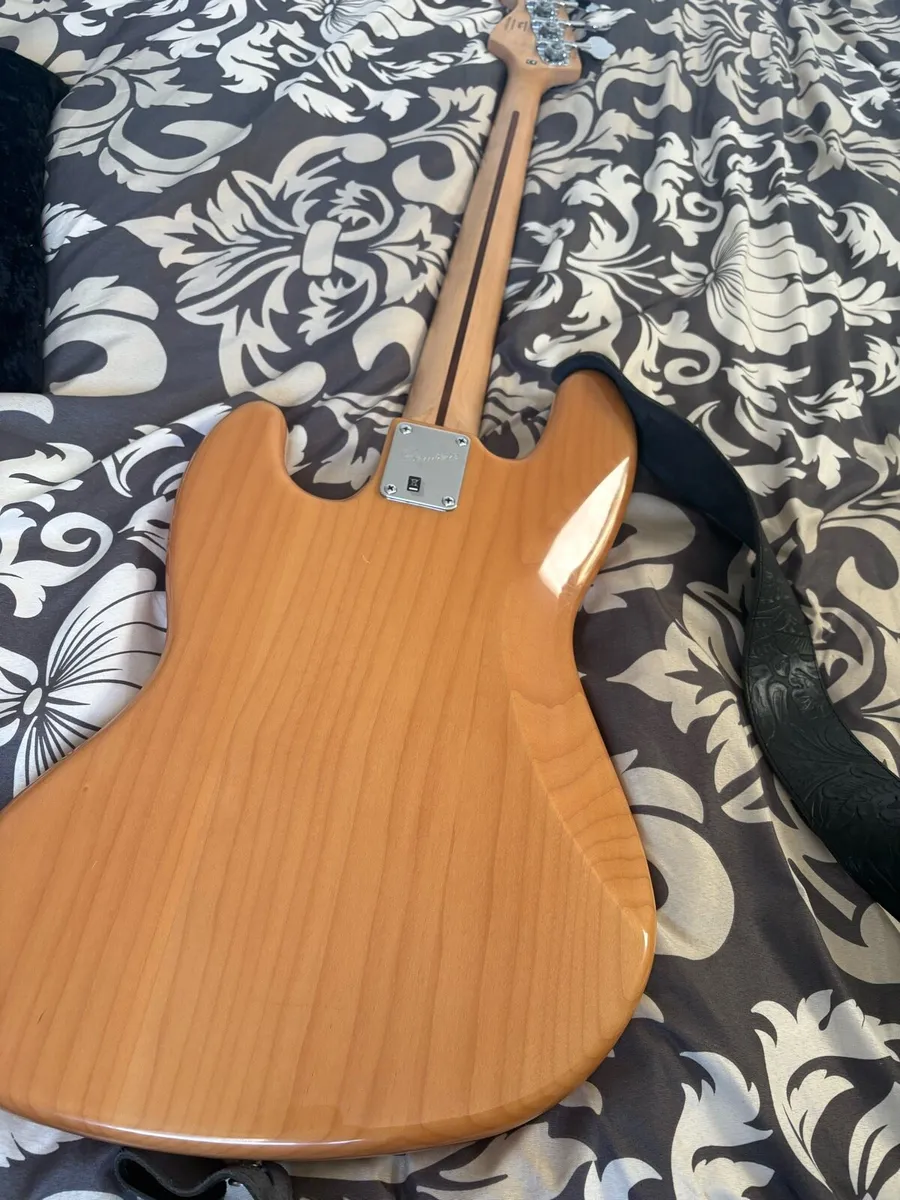 squier guitars - Image 4