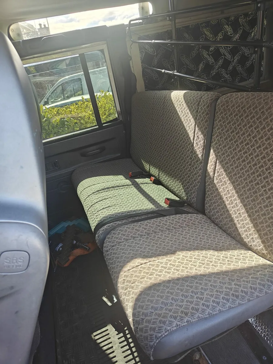 Land rover defender 110 td5 crewcab - Image 4