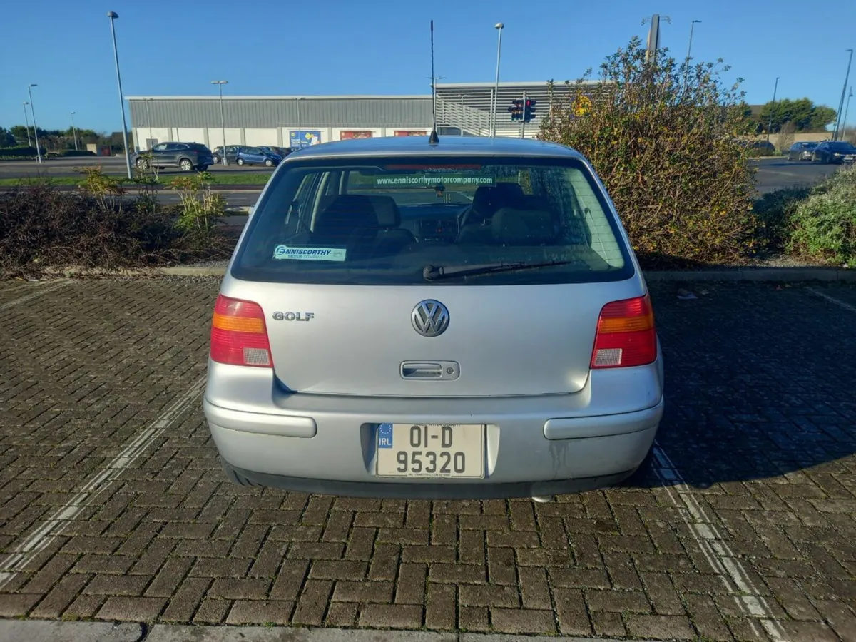 Volkswagen Golf Mk4 Automatic (2001) - Image 4