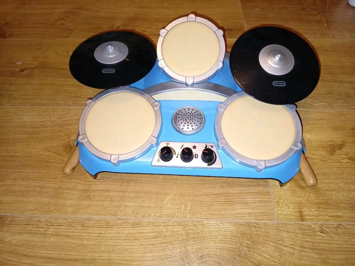Toddler drum kit