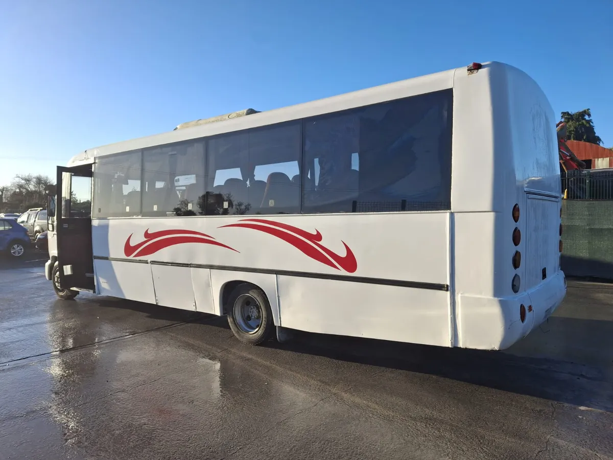 2008 Mercedes Vario  29 seater - Image 4
