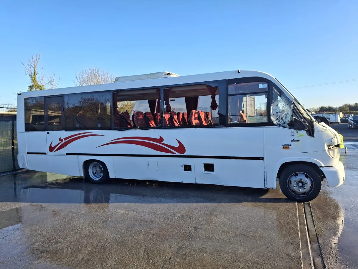 2008 Mercedes Vario  29 seater - Image 2