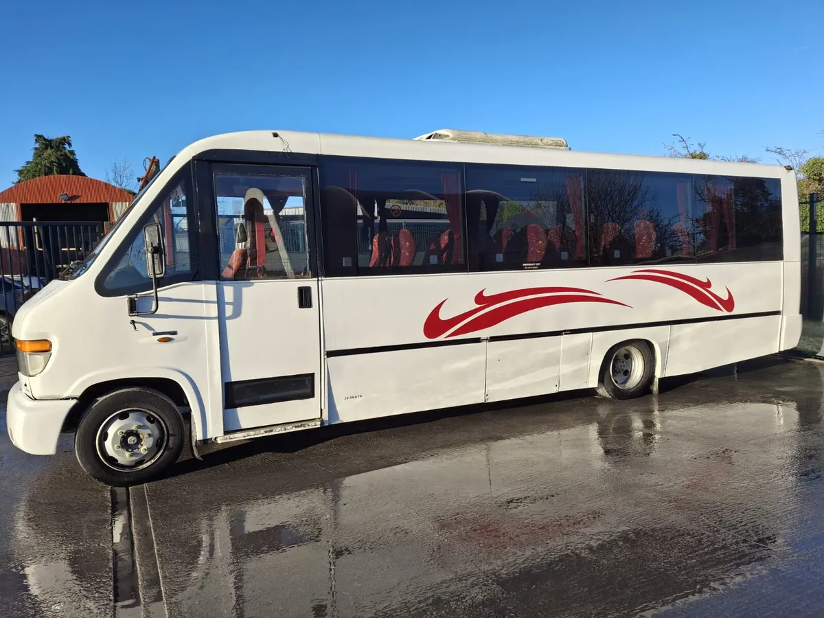 2008 Mercedes Vario  29 seater - Image 2