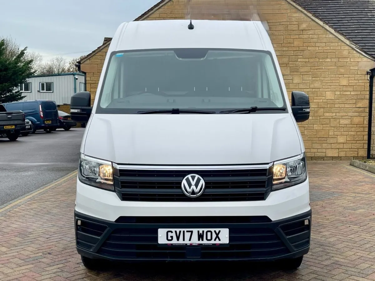 Volkswagen Crafter CR35 TDI 140 Panel Van - Image 1