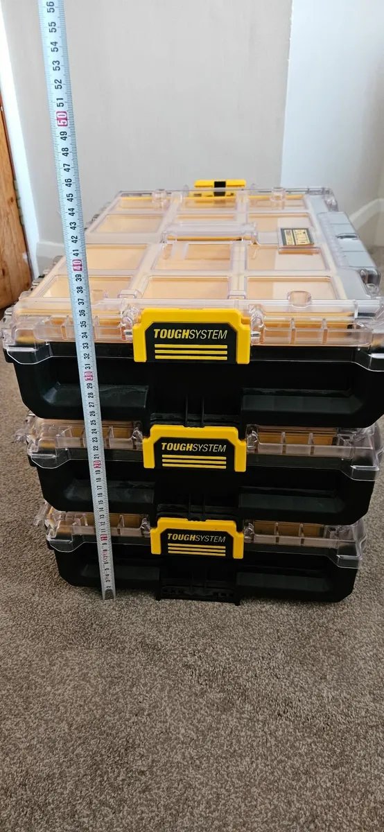 Dewalt 2.0 Screw Box  X 3 - Image 2