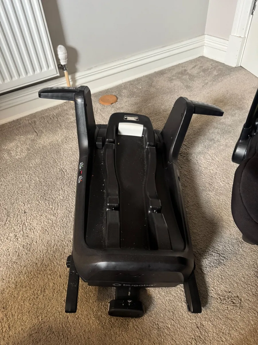 Bugaboo turtle air isofix car seat - Image 3