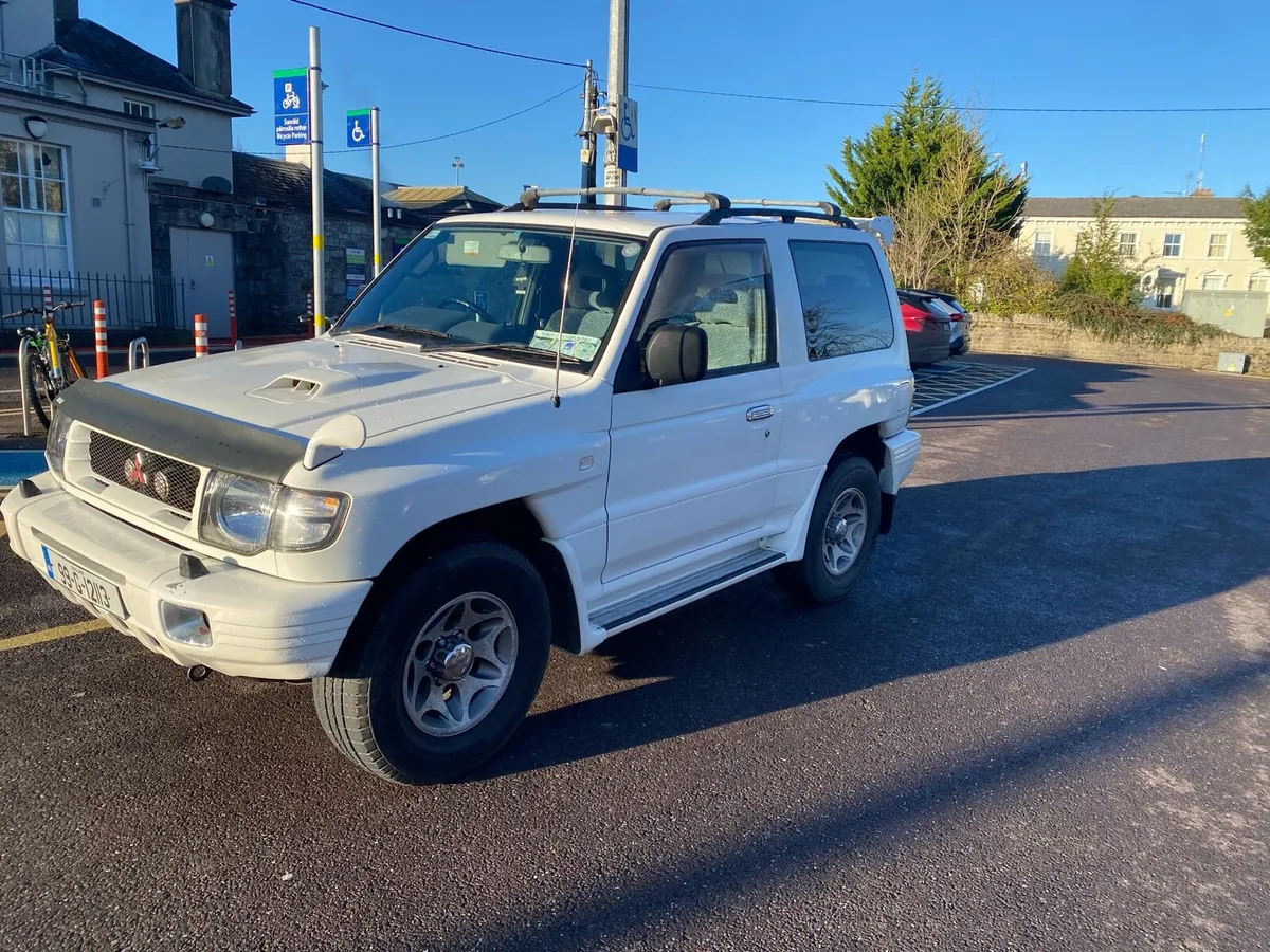 Mitsubishi pajero - Image 4