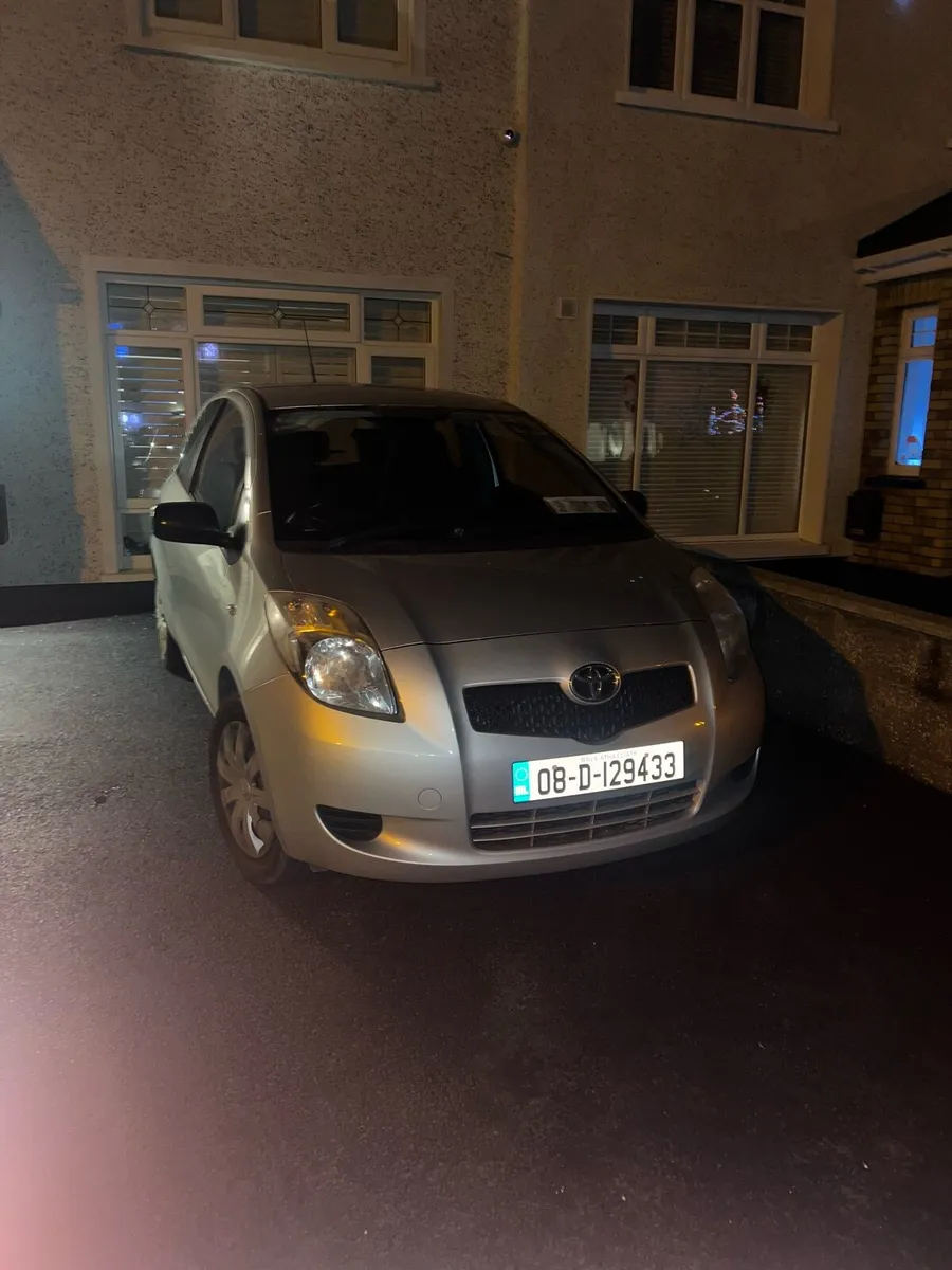 Toyota yaris - Image 1