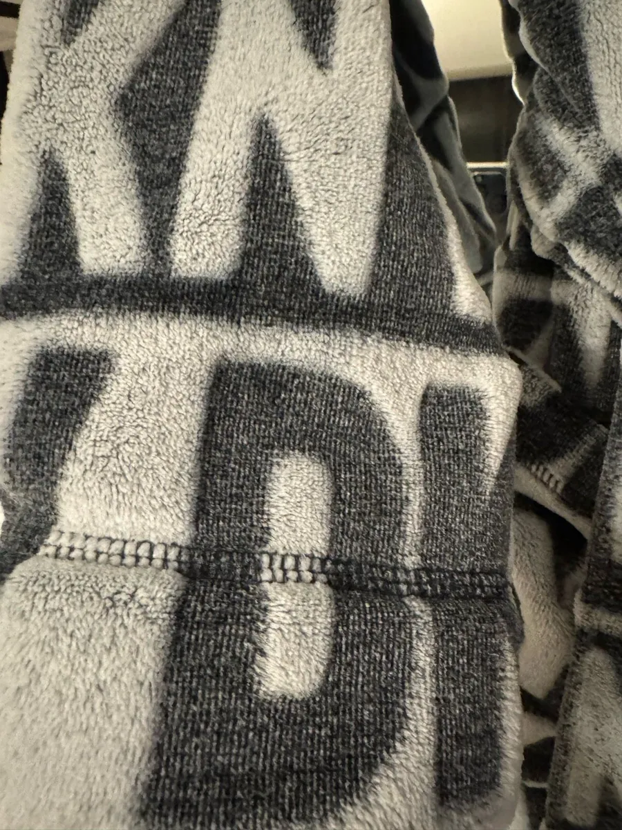 Women’s loungewear - Image 3