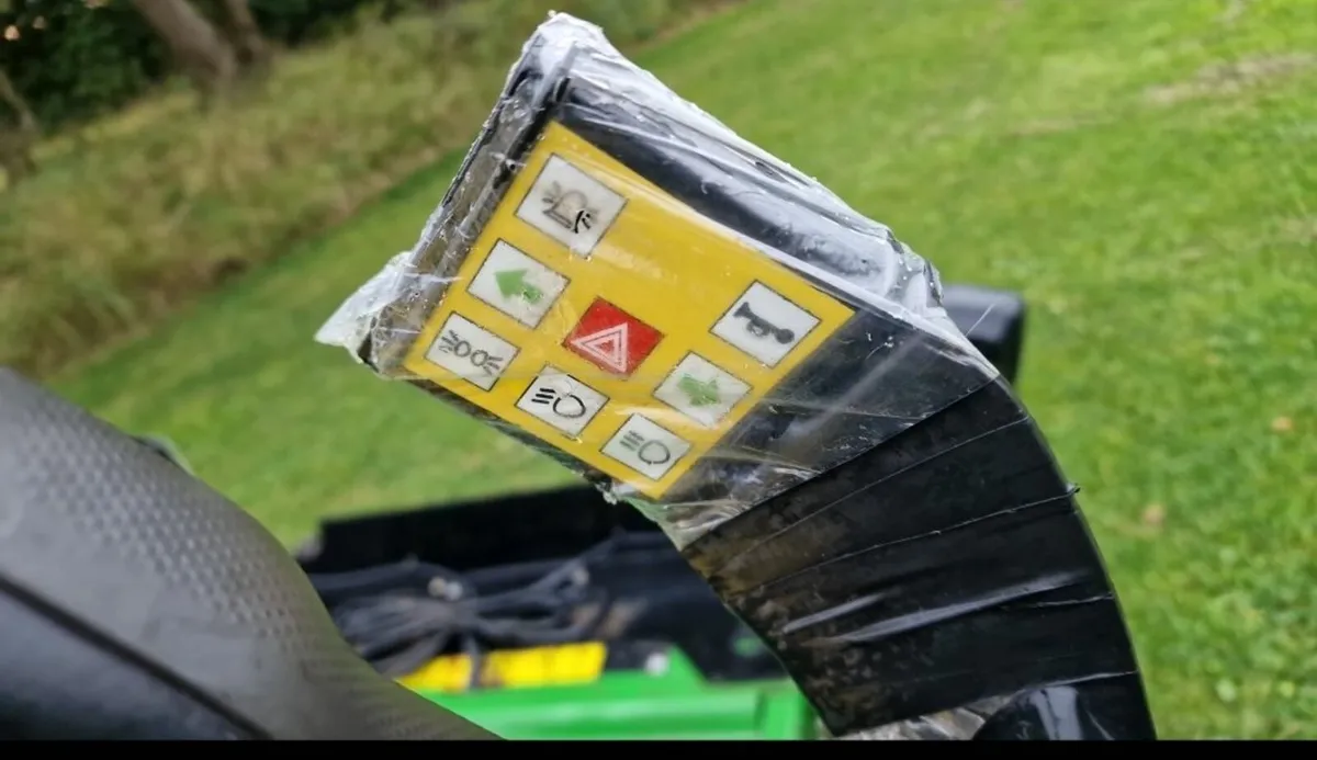 John Deere z997r 38hp ride on mower lawnmower - Image 4