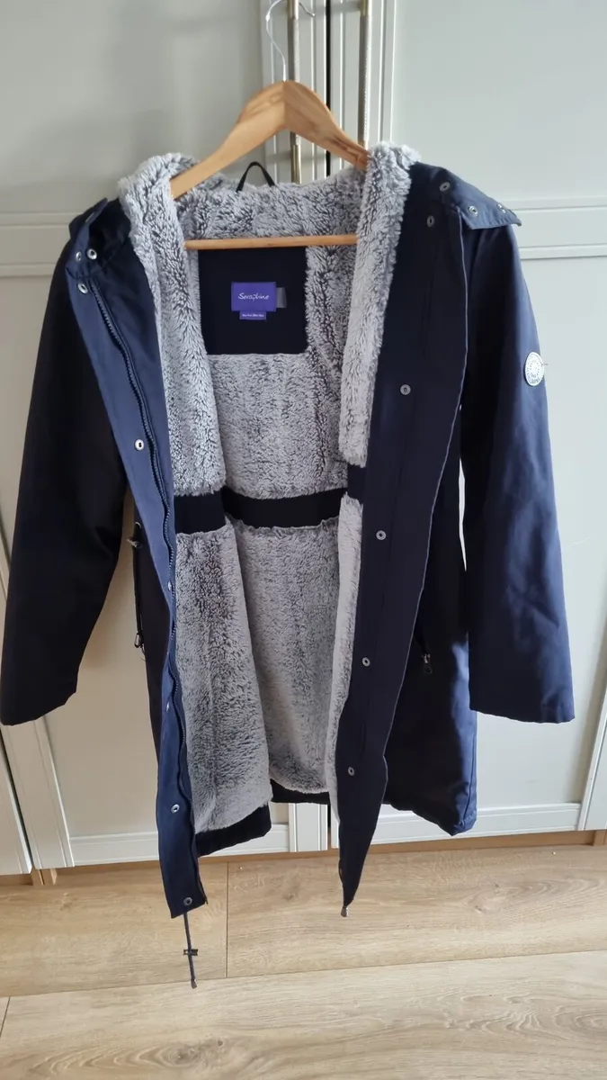 3 in 1 Winter Maternity & babywearing  Parka - Image 2