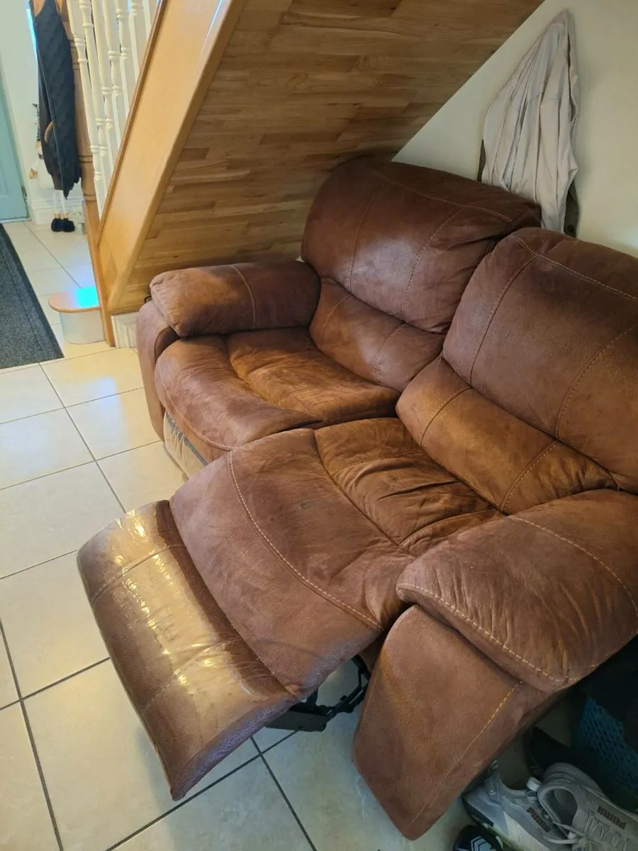 2 seater sofa - Image 2