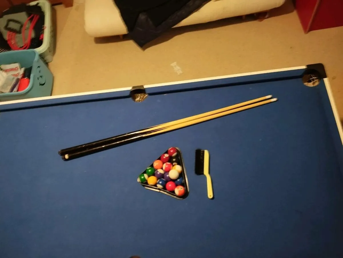 Pool table - Image 2