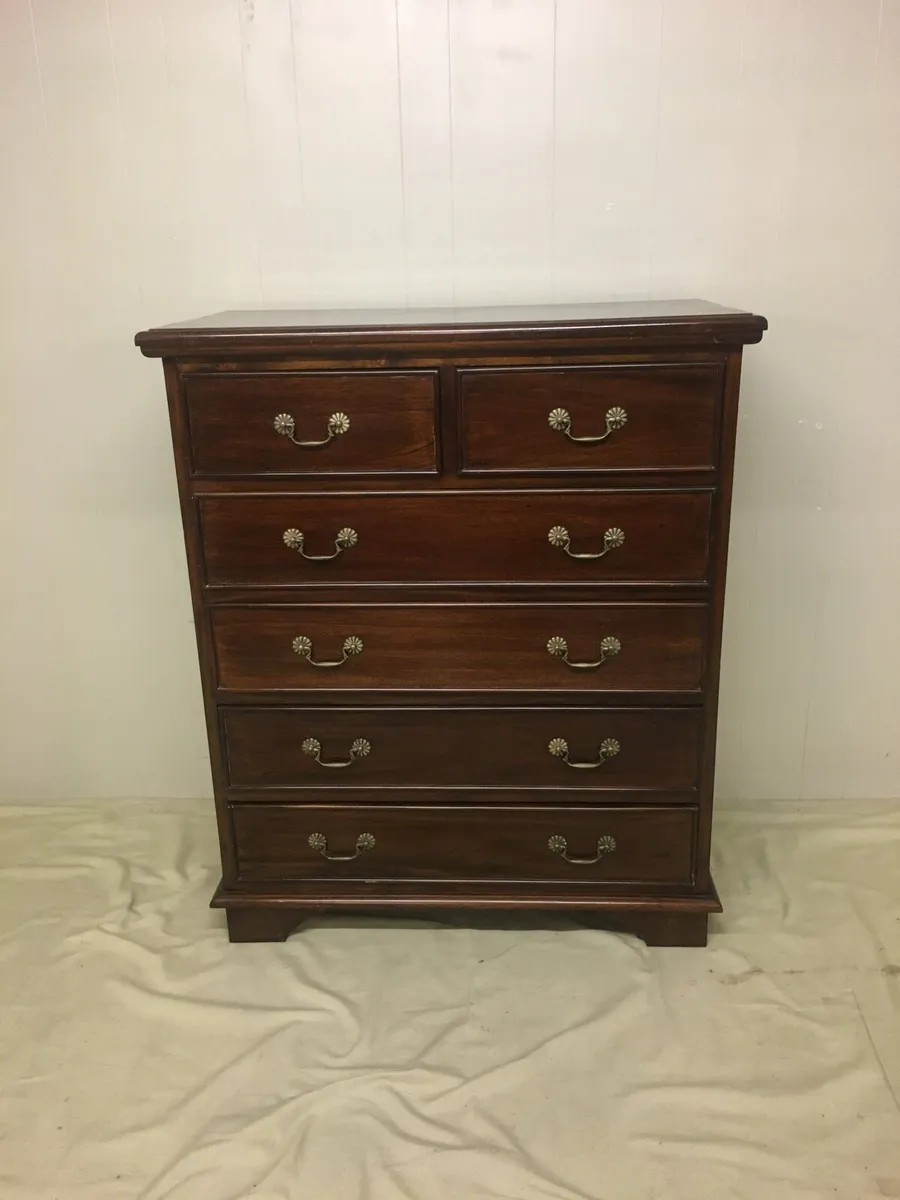Mahogany Chest of Drawers - Image 3