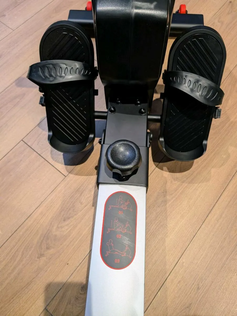 Rowing machine - Image 4