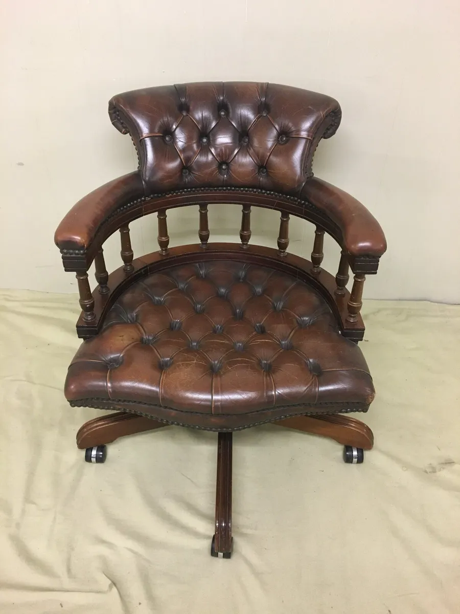 Chesterfield Captains Chair - Image 4