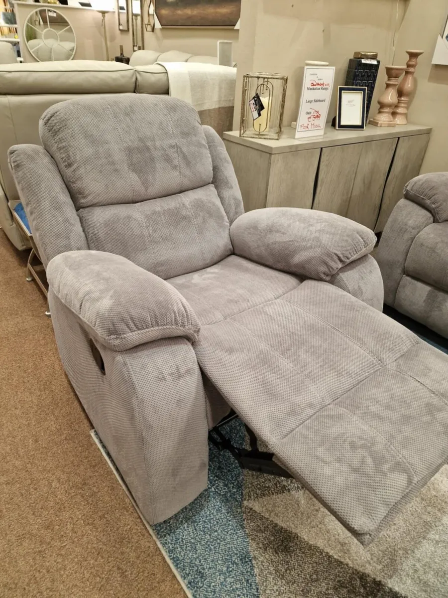 Brand new Judy recliner arm chair reduced