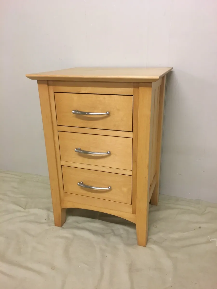 Pair Bedside Lockers - Image 3