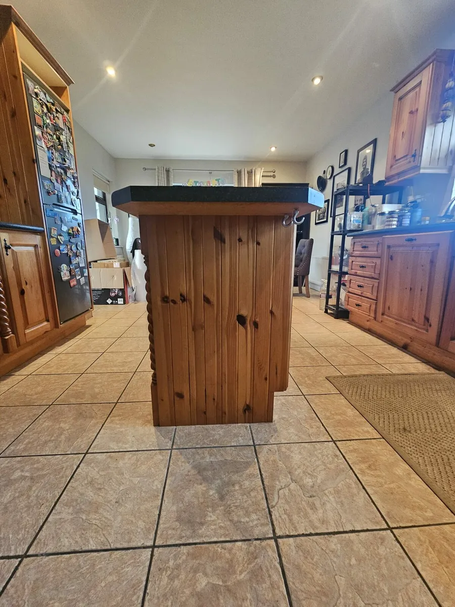 Solid pine kitchen & island - Image 3