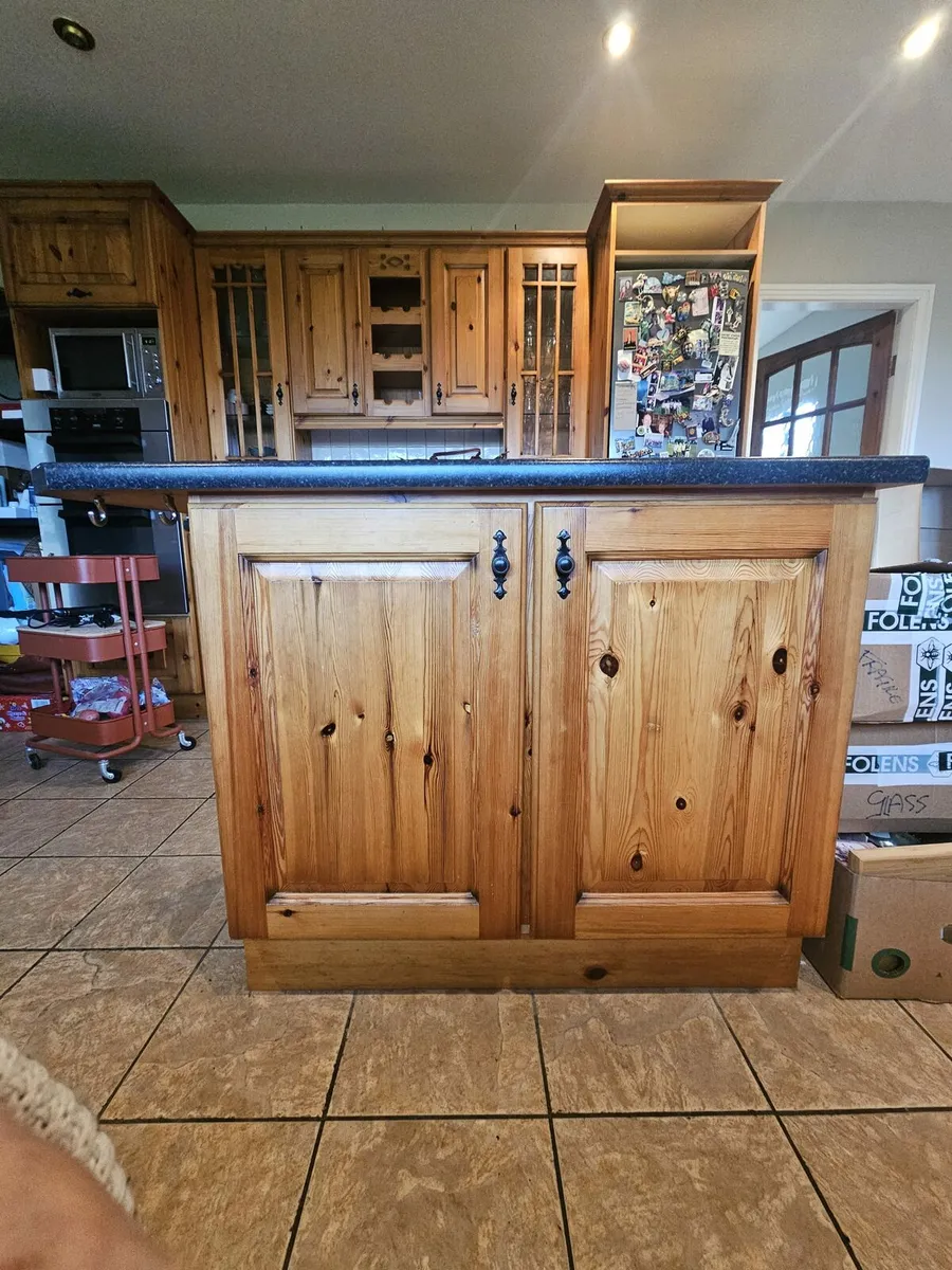 Solid pine kitchen & island - Image 4