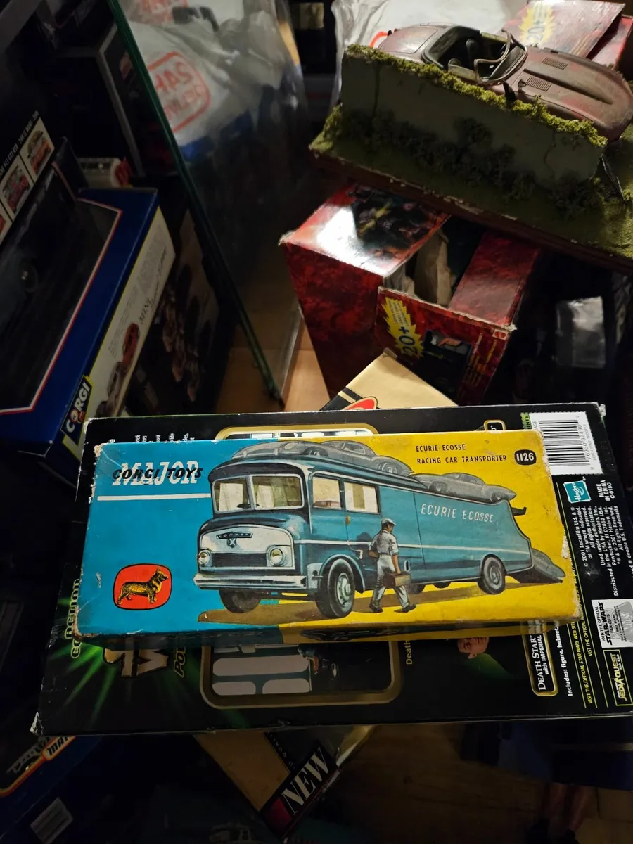 Corgi Formula 1 Car Transporter - Image 2