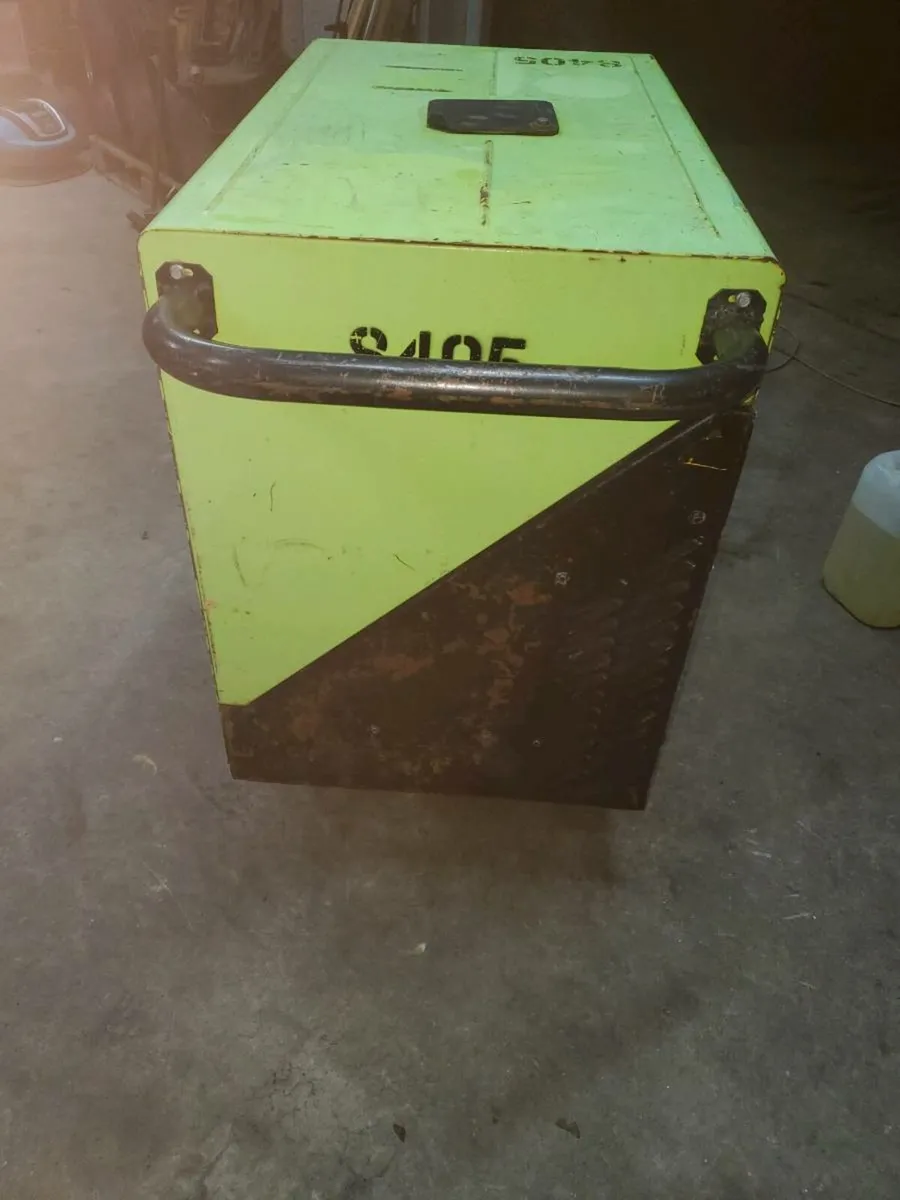 Pramac p6000 diesel generator - Image 3
