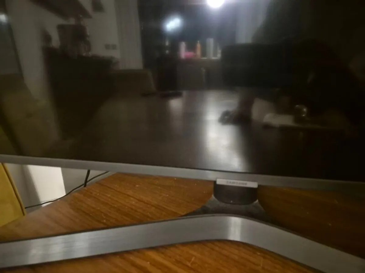 samsung smart tv 44in - Image 1