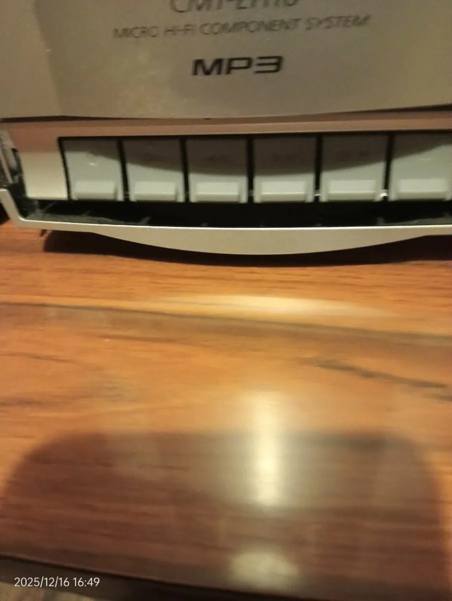 Sony HiFi system - Image 2