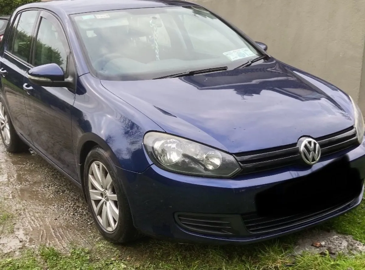 Volkswagen Golf 2010 - Image 3