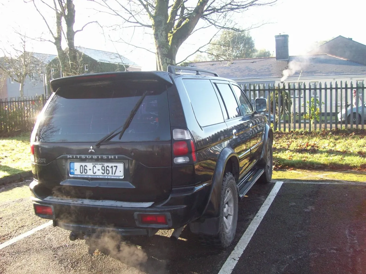 Mitsubishi Pajero 2006 - Image 2