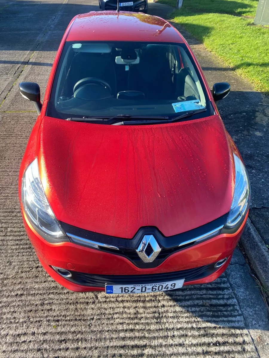 A Simply Superb Renault Clio 2016 - Image 1