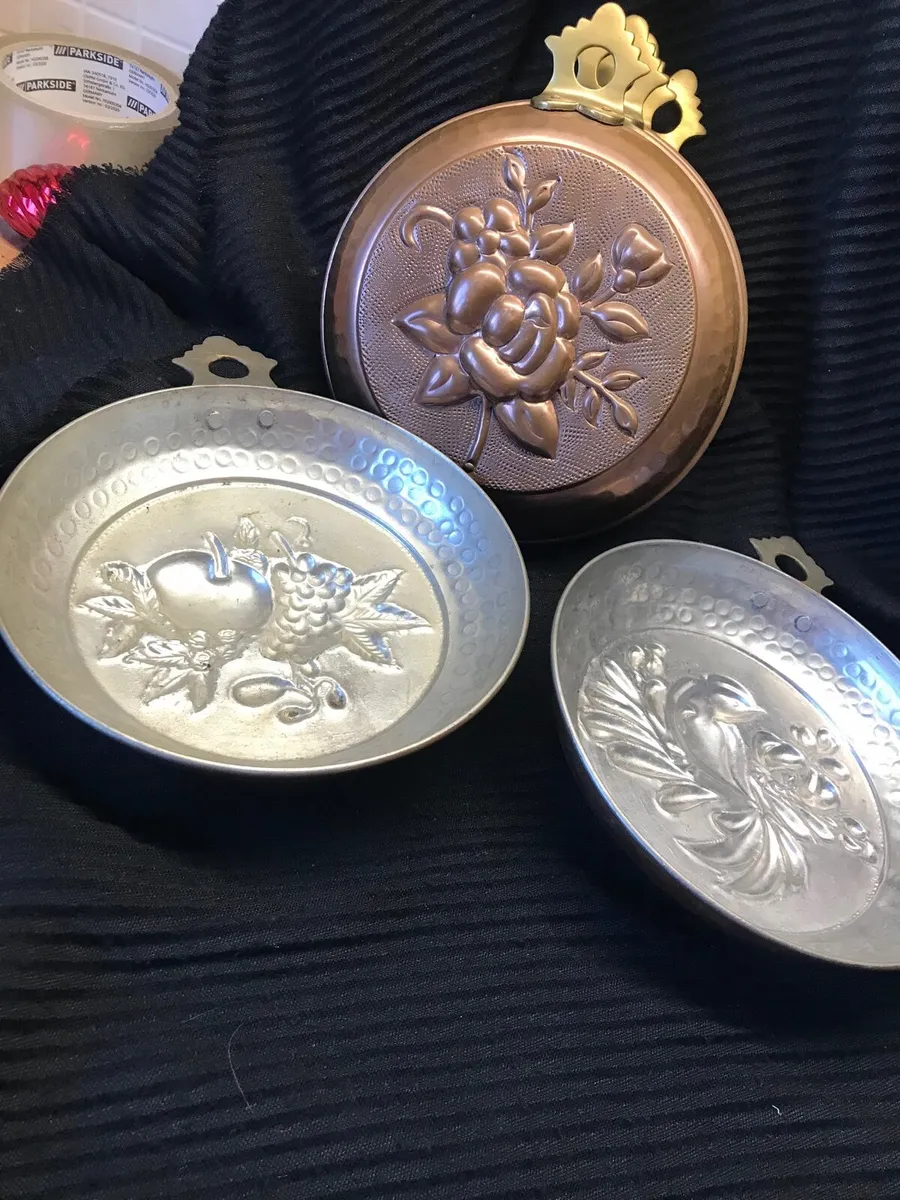 Vintage Copper and Base Moulds - Image 2