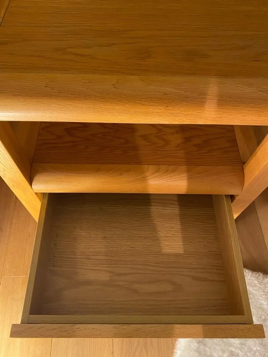 Solid Oak Bedroom Furniture - Image 2
