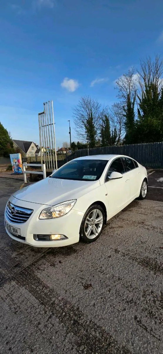 Opel insignia - Image 1