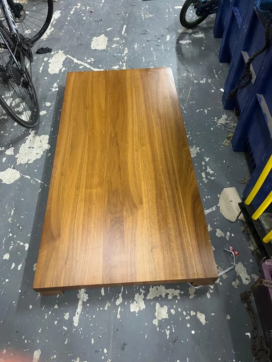 Coffee table - Image 1