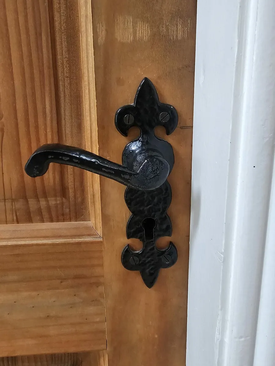 Solid pine internal doors - Image 3