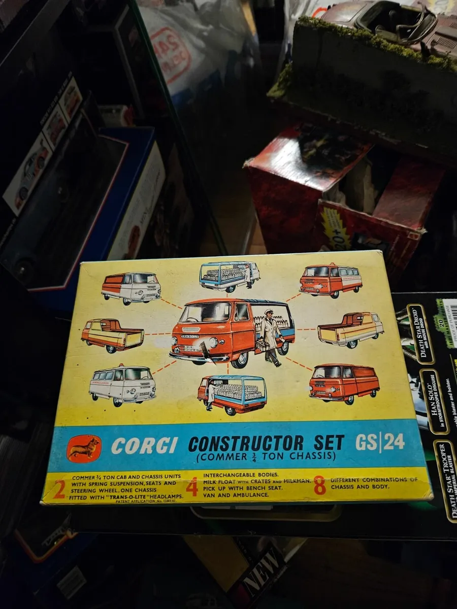 Corgi Construction Set - Image 1