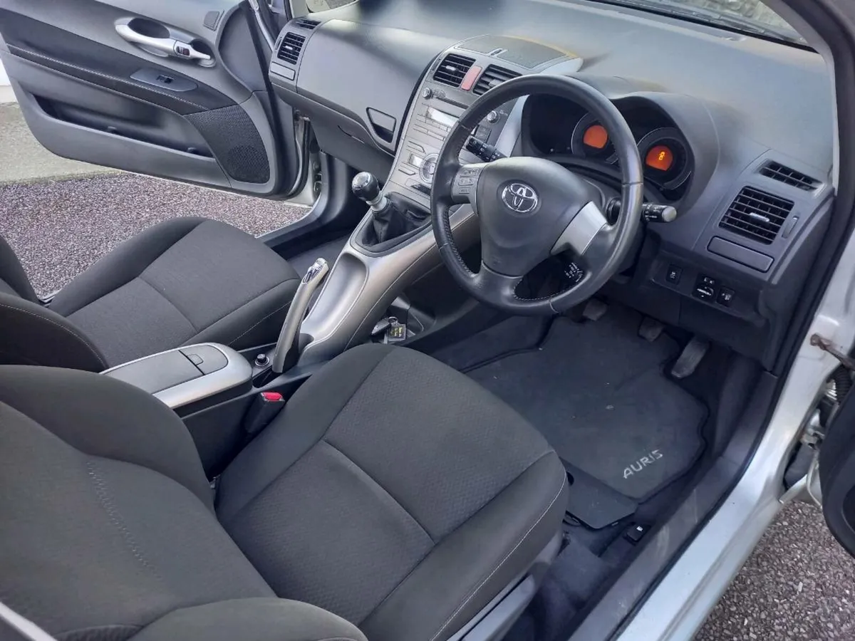 Toyota Auris D4D SR180 - Image 4