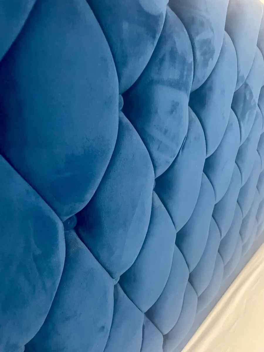 Superking Fabric Bed Frame & blanket box - Image 4