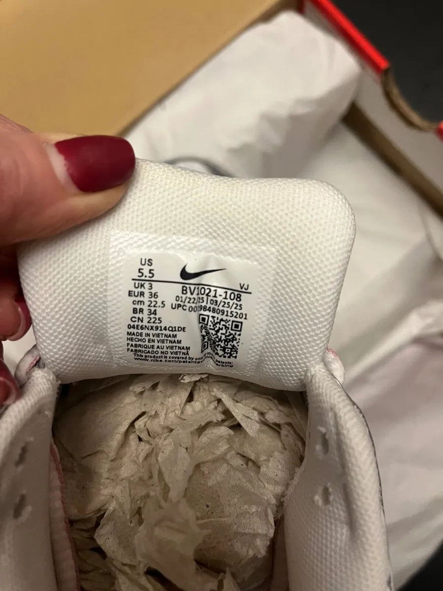 P-6000 Trainers - Image 2